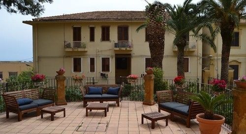 Mansion Pirandello